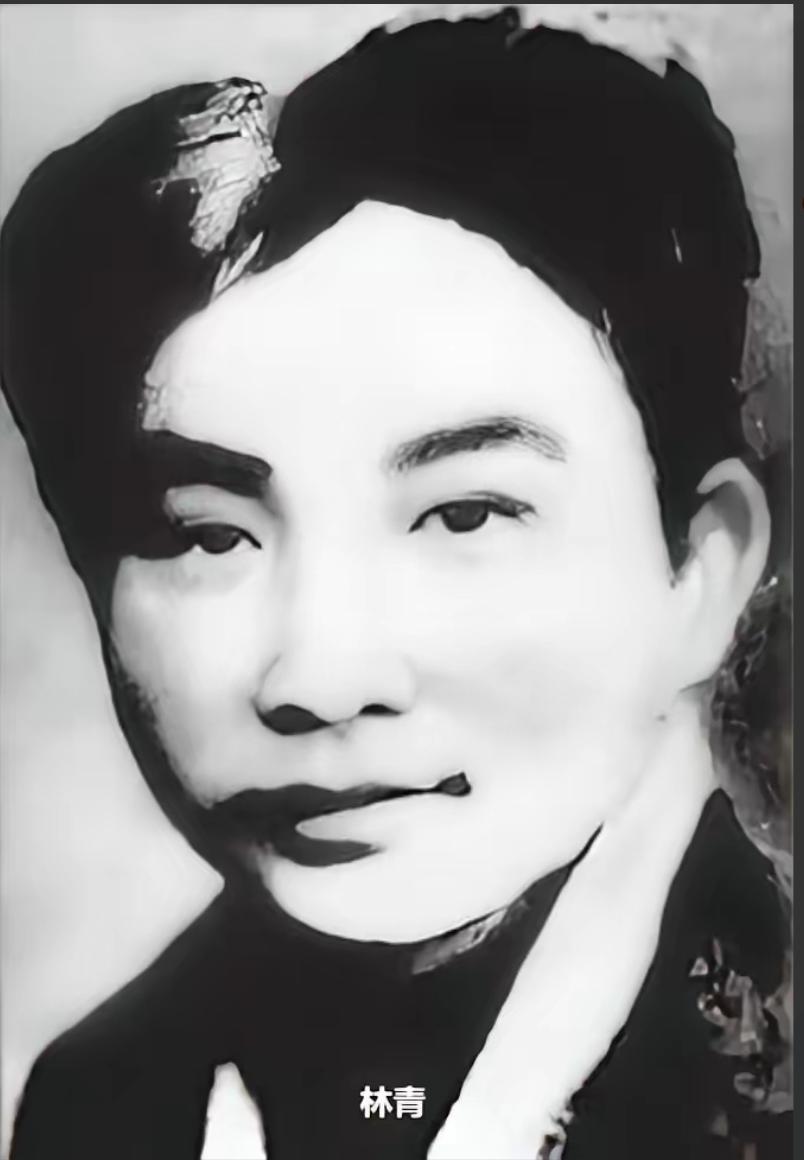 1935年，两名地下党员被捕，即将临刑。看守突然开口："我能救你们，但只能救一个