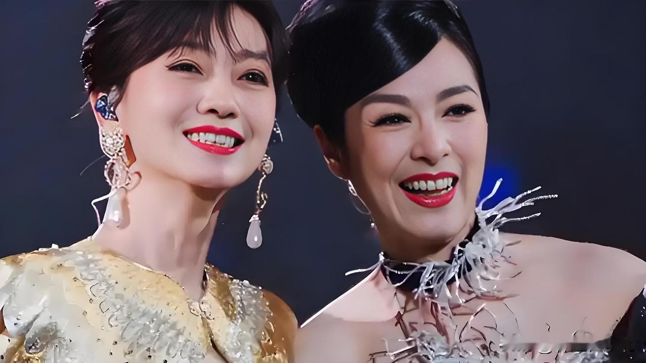 70岁还能这么美？港圈两大女神世纪同框！赵雅芝和米雪，谁才是你心中的不老女神？