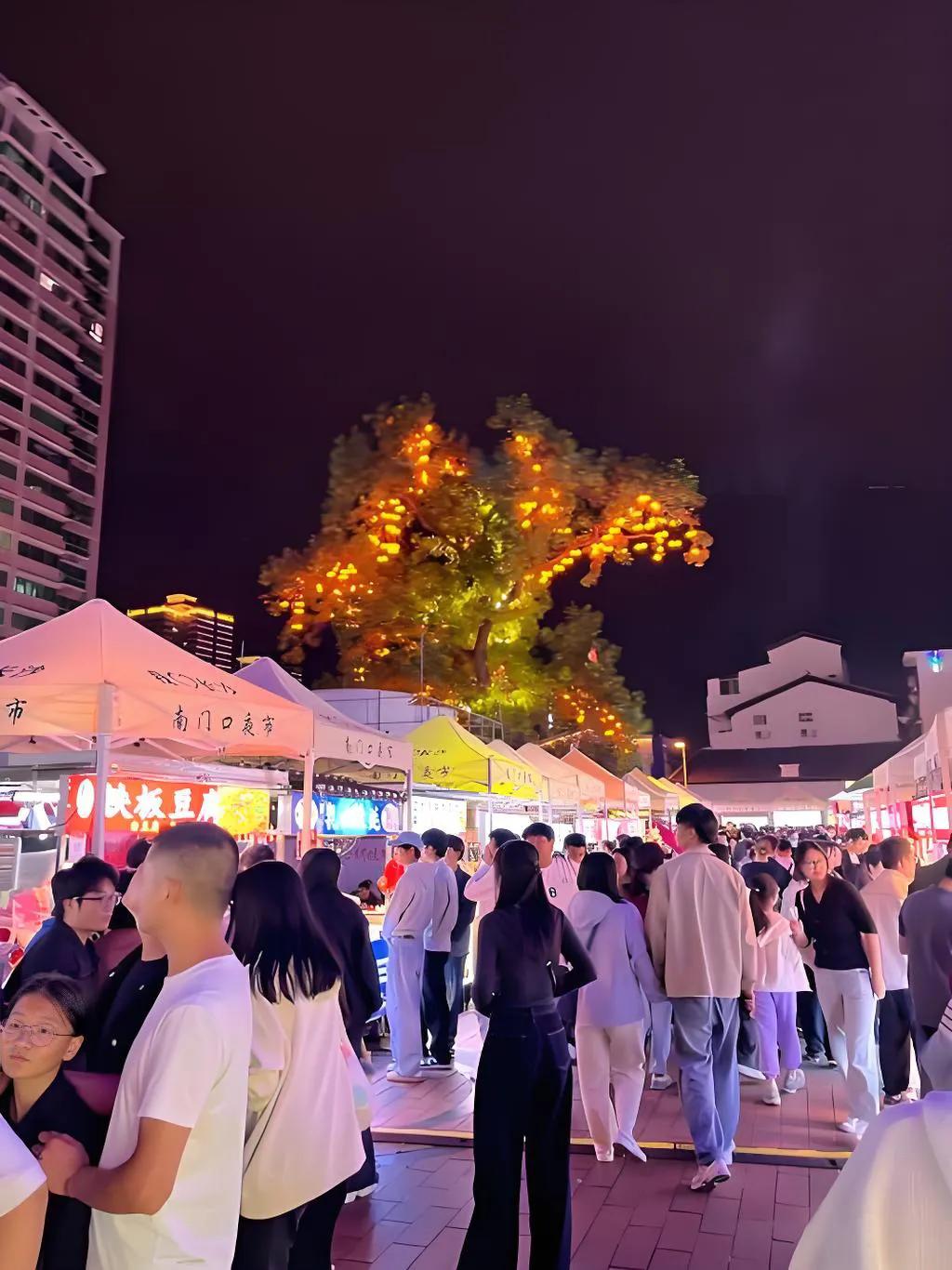 市场上，任何存在的生意都是能挣到钱的，
因为不挣钱的生意它很快就会被市场淘汰或消