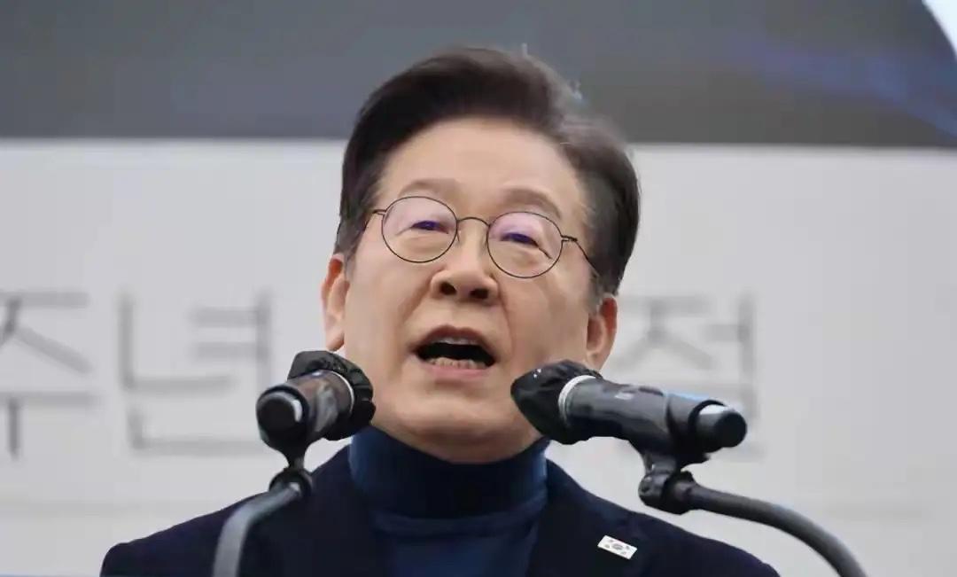 韩国李在明这一招真绝！
最近中美黄海对峙大家都知道了，但是消息的透漏既不是我国，