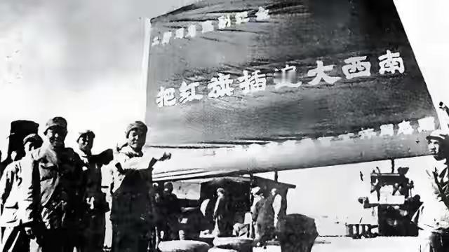 1948年陈毅得知有俘虏要见他，听到名字后陈毅说我马上到！

这话一出，身边的参
