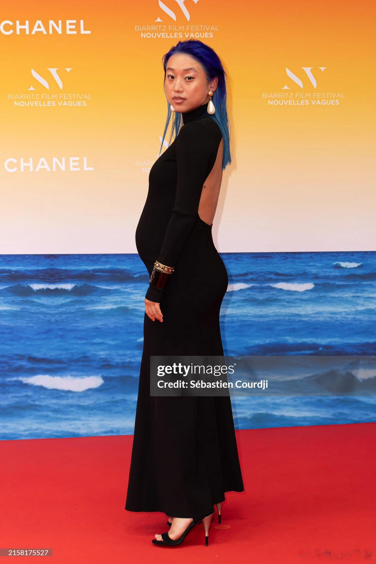 Vogue 前主编章凝怀孕了 [衰] ​​​
