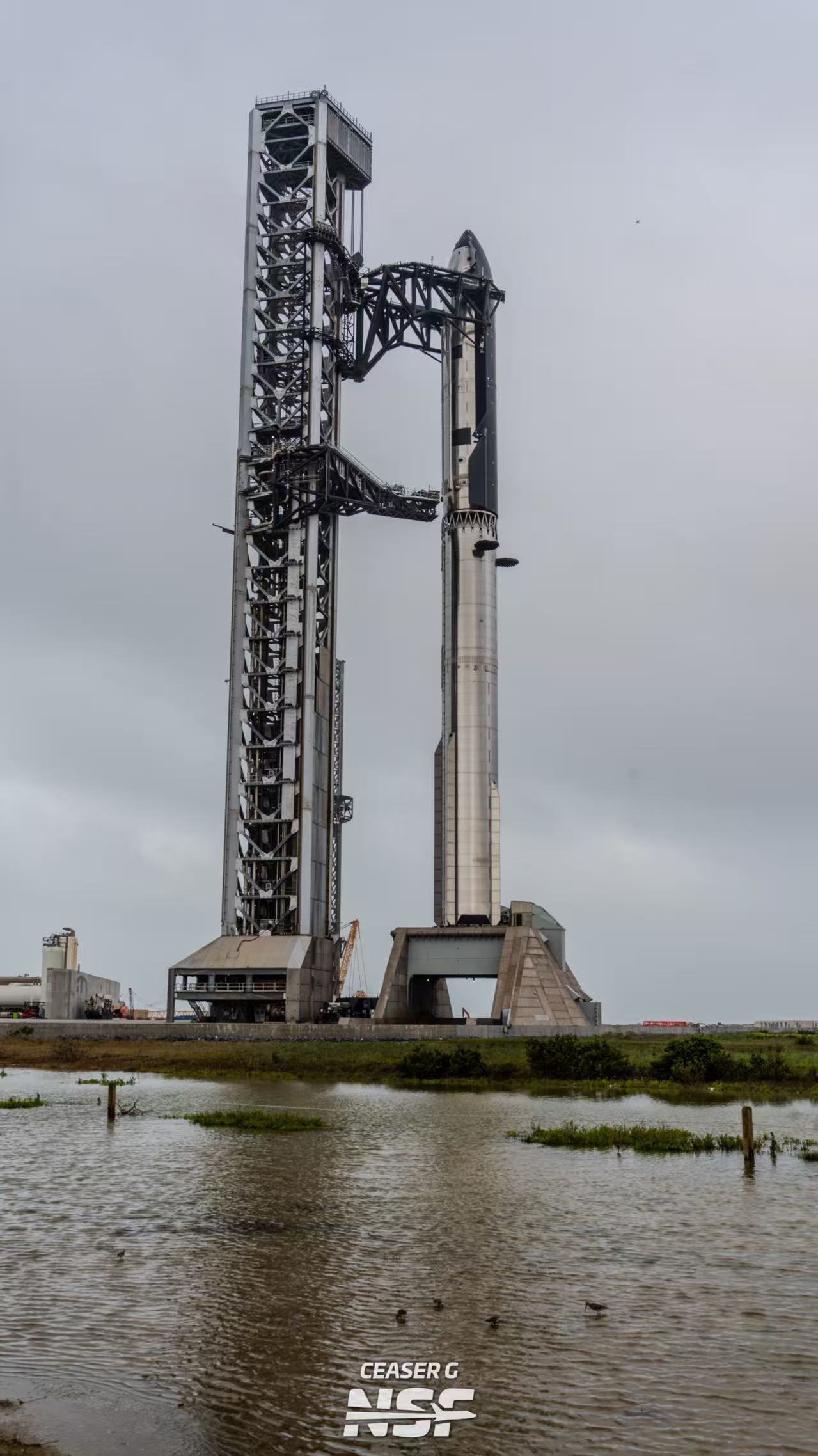 SpaceX星舰39和助推器19再次合体完成，为第12飞做准备。