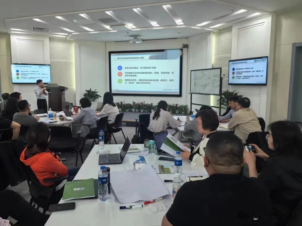 面试通过了一个测试工程师，在和候选人确认是否方便背调以及相关信息时，候选人反问我