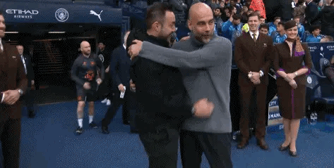 瓜迪奥拉网恋奔现？[捂脸]光头的爱情，德泽尔比承受不来！欣赏归欣赏，真刀真枪干一