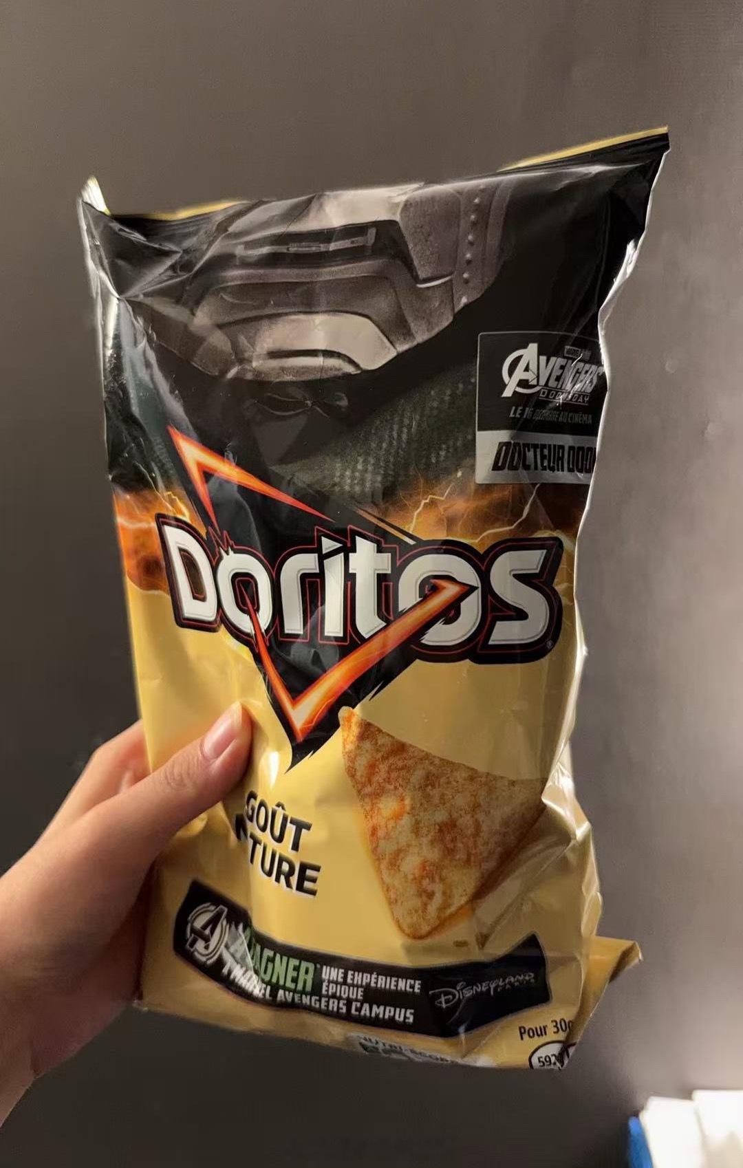 法国人已经吃上了复联五的新口味Doritos了我嫉妒😫 ​​​