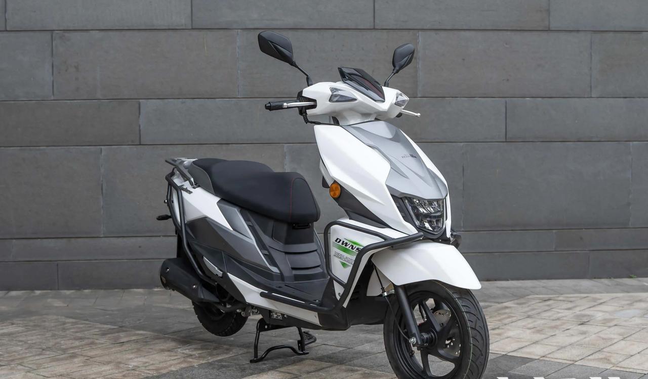 便宜踏板摩托怎么选?
其实，我个人还是推荐购买日系合资踏板摩托车，或者购买国产大