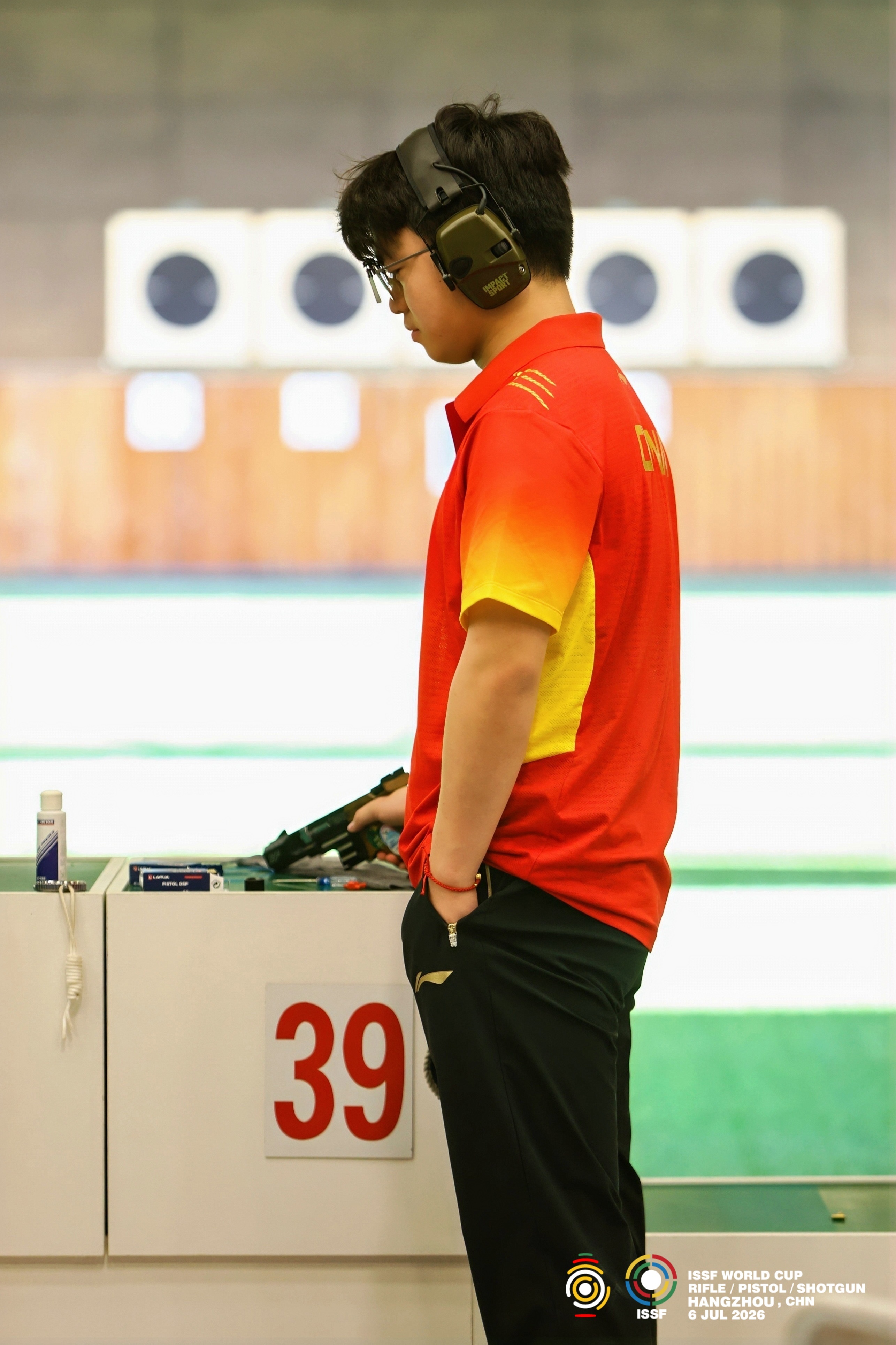 2026射击全项目世界杯中国站（杭州）男子25米手枪速射赛前训练官方图片柴树杰、