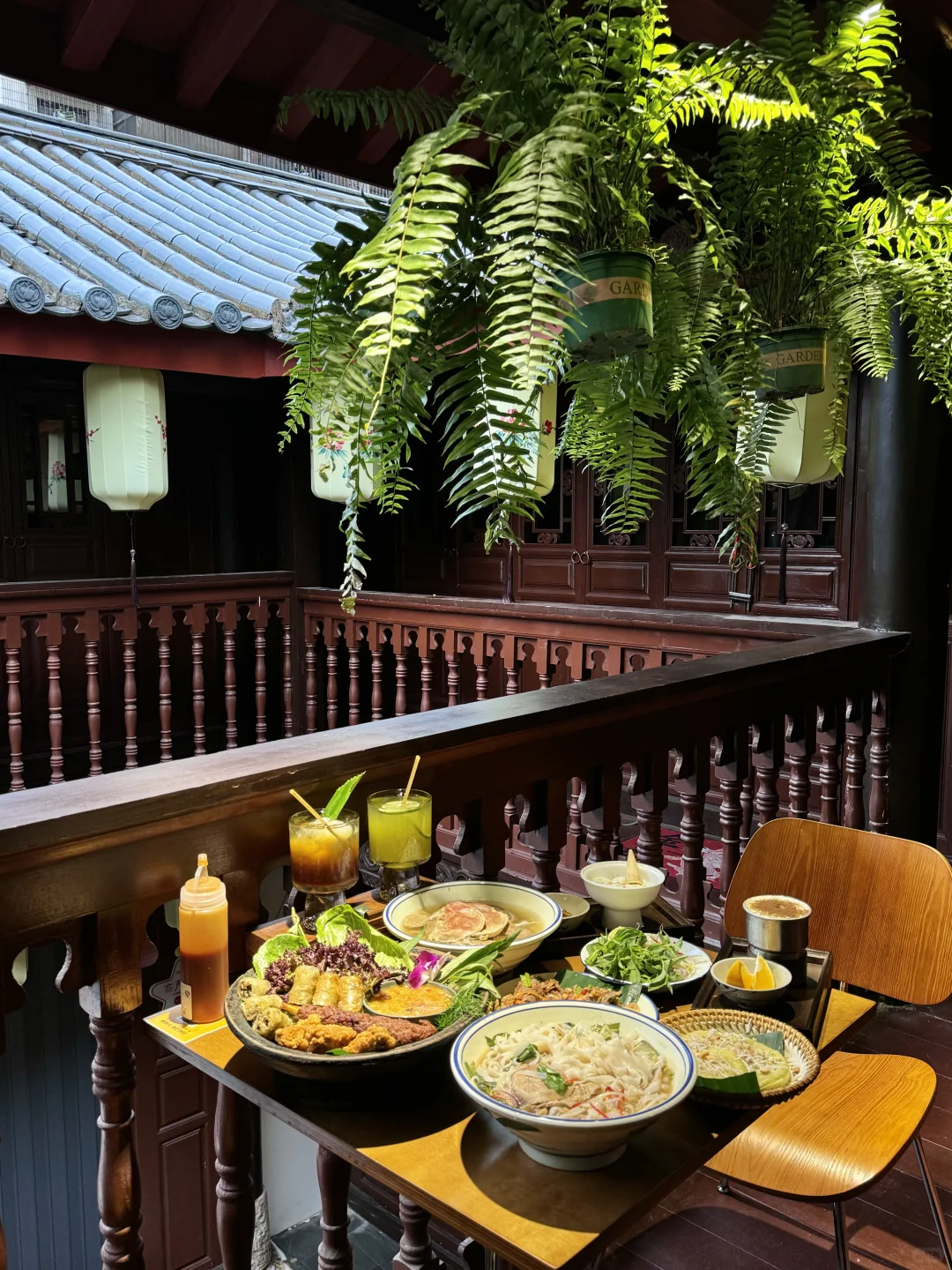不在北京！！！在昆明！！！巷子里的南洋小食。。。