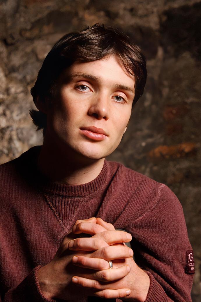 基里安·墨菲：“我喜欢待在家里。我的生活很简单。我读很多书，看很多电影，听很多音