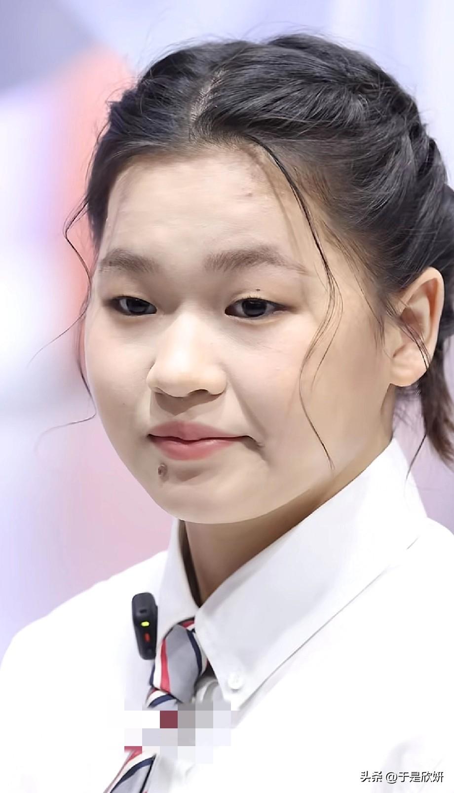 从奥运冠军到国民妹妹！全红婵新造型出圈，越长大越有福气感🔥全红婵 

    