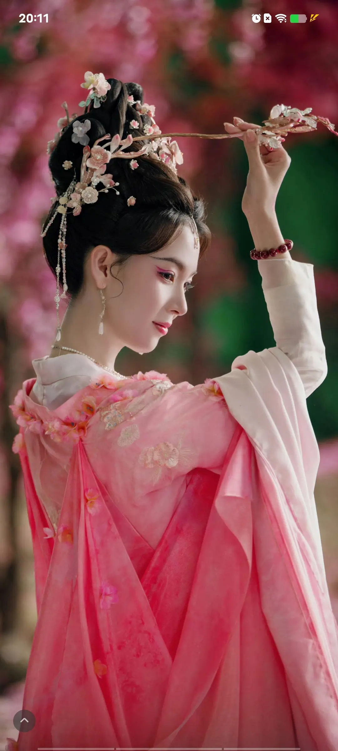 陈瑶在《水龙吟》里的勾人技能点满了吧！  西方桃这个角色真的自带“危险...