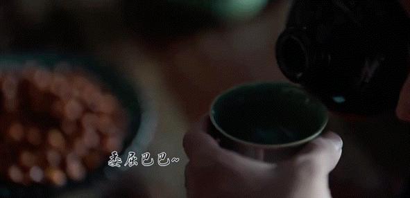 藏海传伟大的引导型电子榨菜藏海真的太好玩了吧，真的就是一个伟大的引导型的电子榨菜