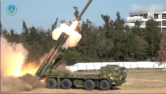 解放军远火射击，命中台岛24海里处

12月30日，解放军“正义使命-2025”