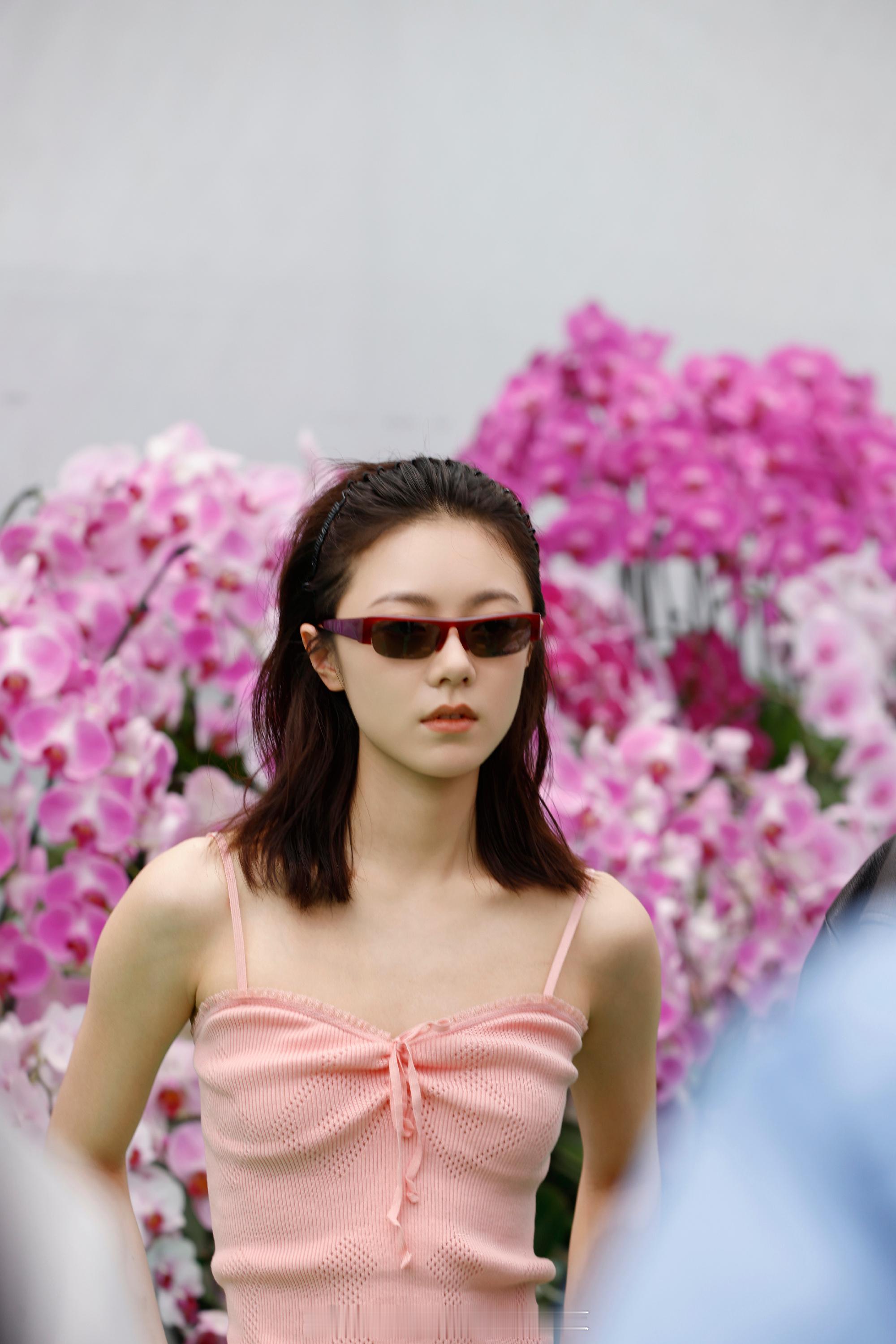 赵今麦MiuMiu2026七夕大片拍摄花絮，年内继中国新年、2026手袋全球广告
