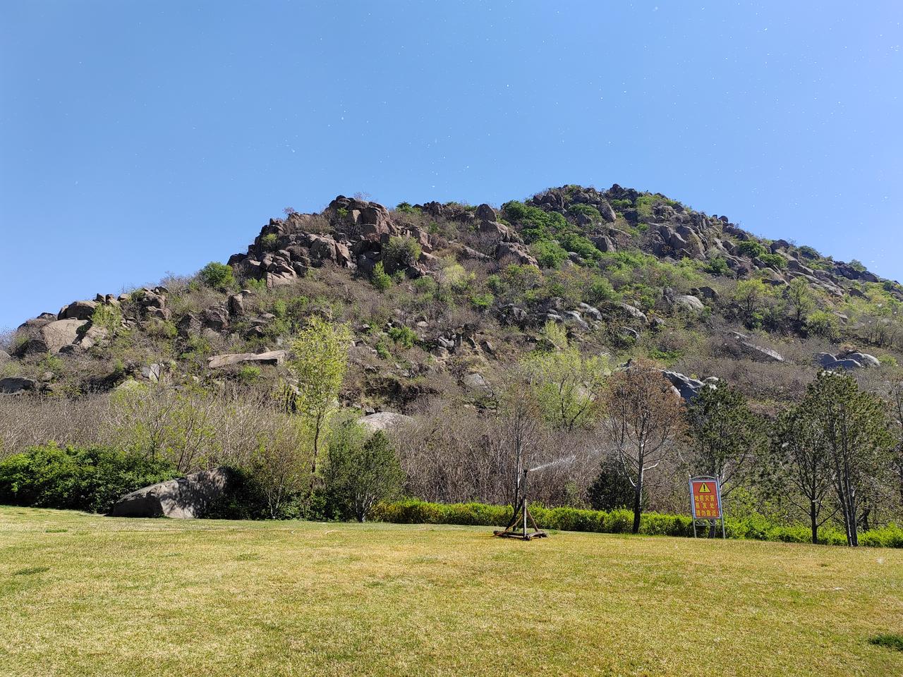 杨二狗根巴基斯坦妻子阿霞，离婚的这个事，这次算是要有一个圆满的结局了。
​二狗，