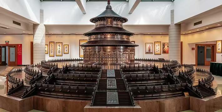 陈丽华：505亿身后，一段被误读36年的婚姻真相

2026年4月5日，85岁的