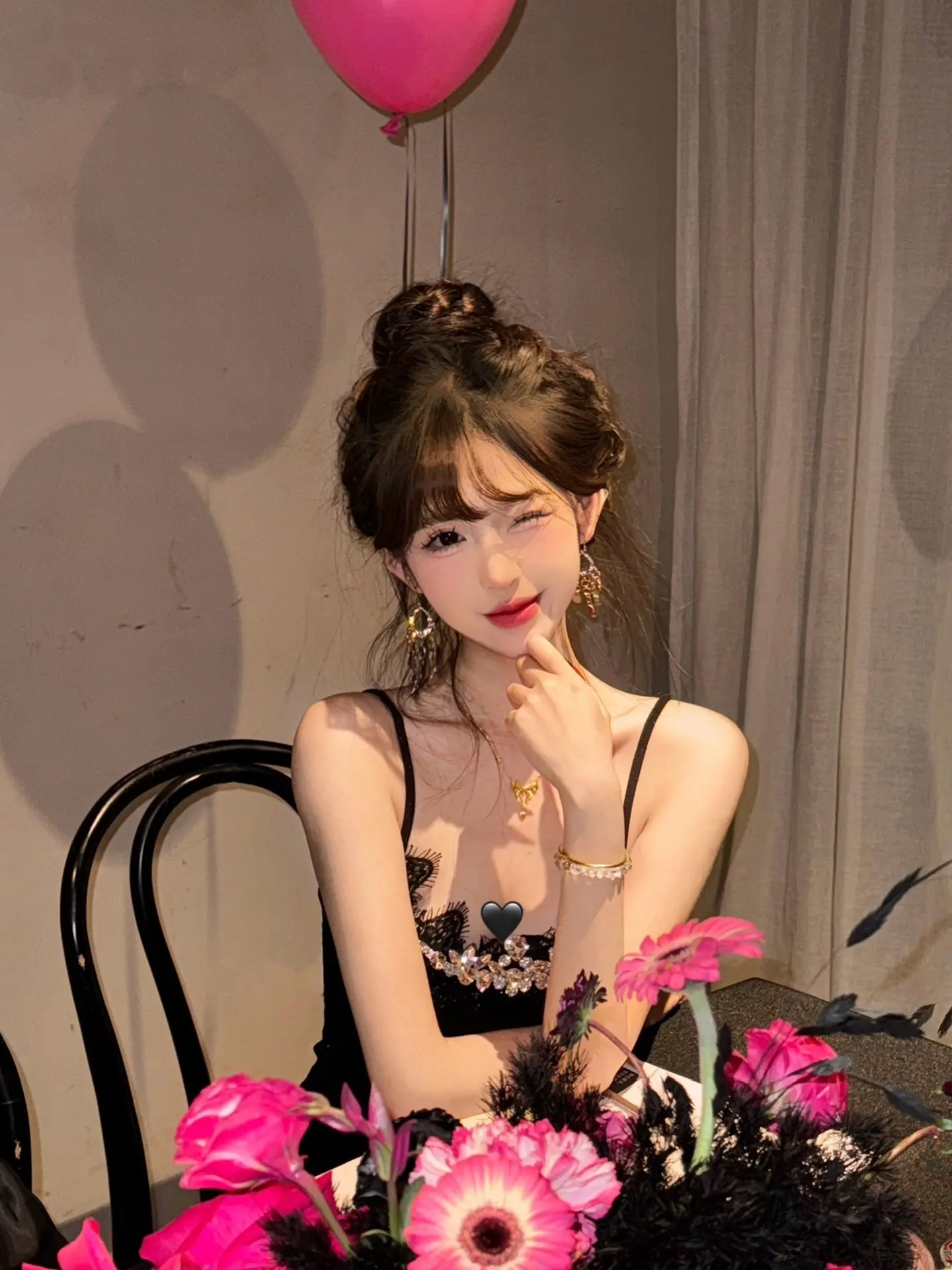 摇到骰子第七点 回到见你第一眼。