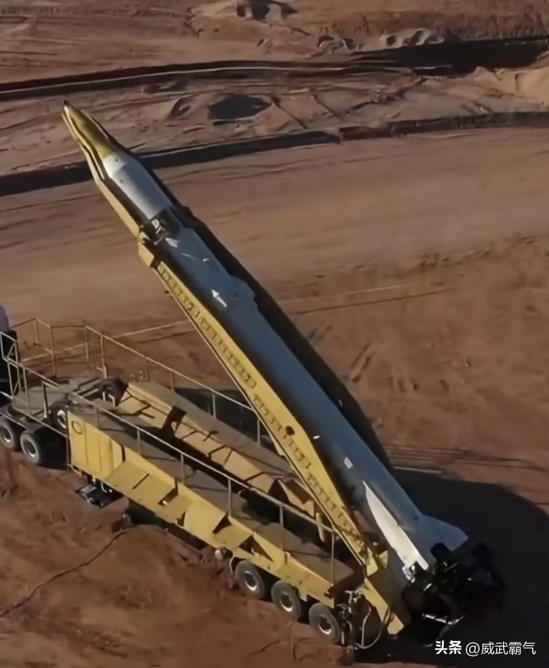 伊朗现在急着反击，真的一刻都不想多等。按照以往在中东冲突的常规套路来看，伊朗一般