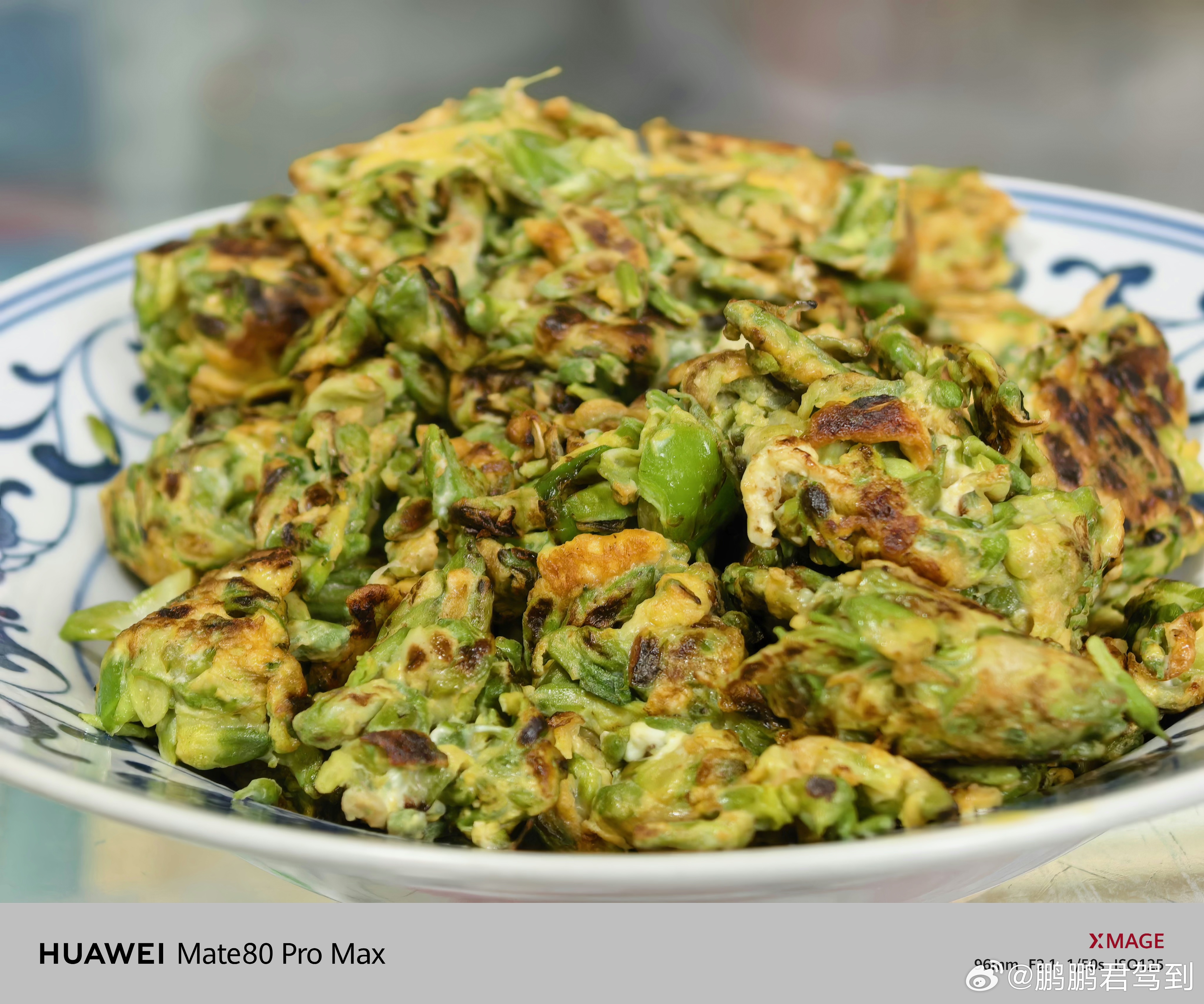 大家吃过“炒槐花”吗？来尝尝家里人做的季节限定菜品～