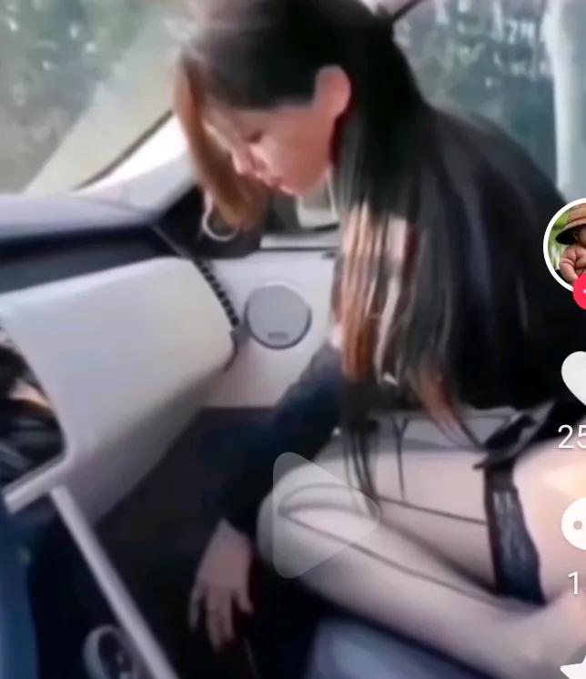 精神出轨和肉体出轨那个更重要？
两者都是对感情不忠背离家庭的一种不良表现，简单的