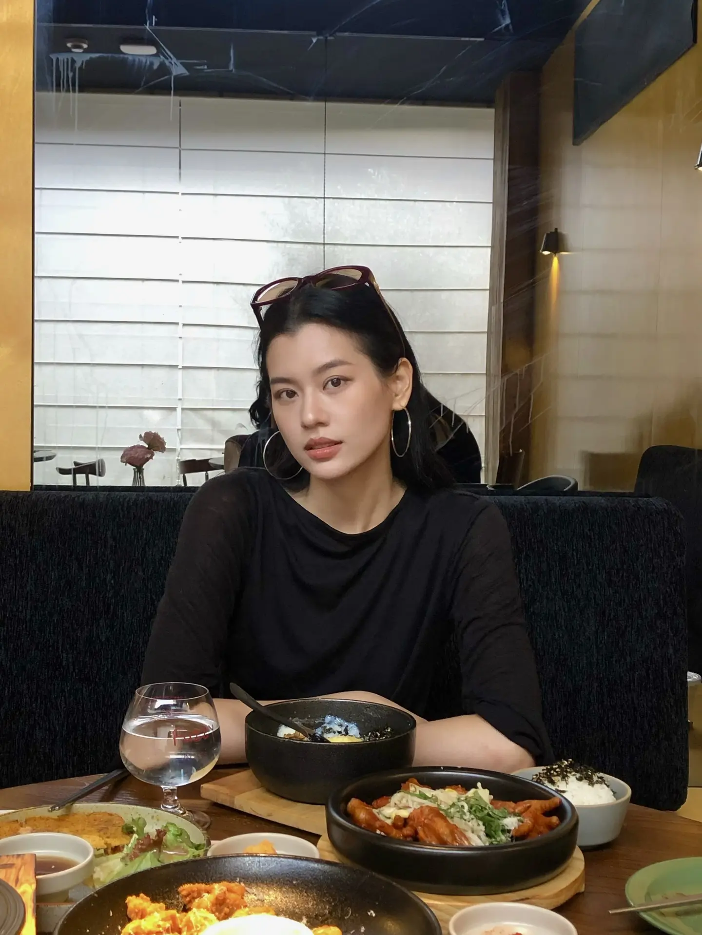 却发现爱一定要有回应