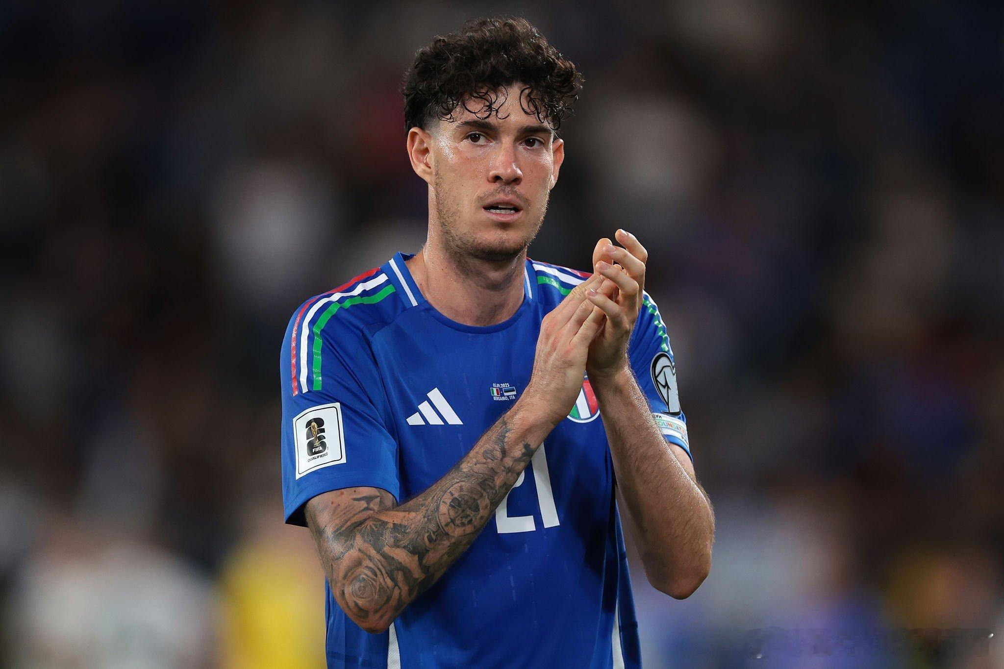 意大利媒体透露科纳特续约未定与莱奥尼受伤的背景下，利物浦正寻求后防解决方案，并将