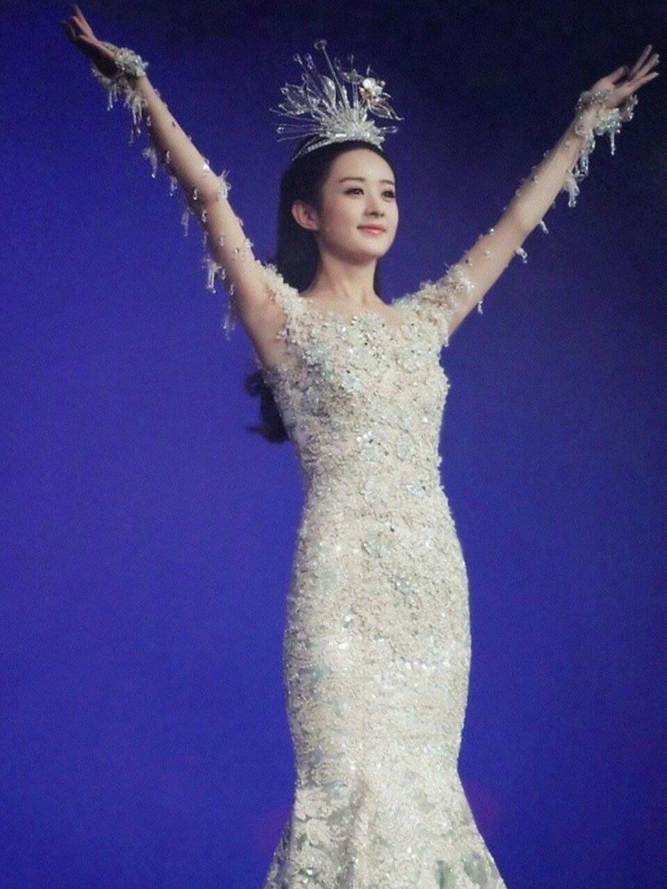 金鹰女神赵丽颖太美了 ​​​