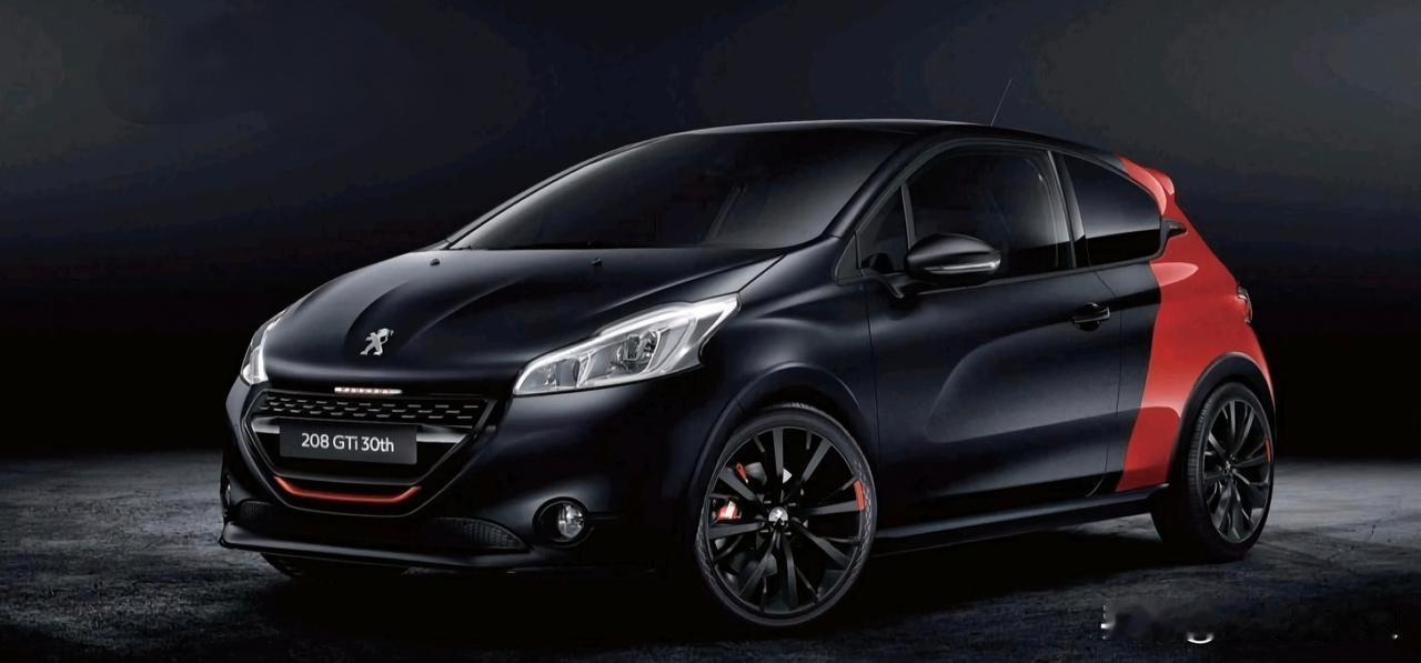 法式小钢炮——标致208
在国内，由于空间和实用性的劣势，两厢车在市场中一直处于