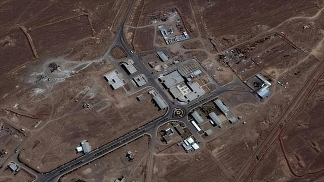 迟到的复仇！伊朗15马赫导弹撕破以防空网，400公斤核材料亮终极底牌
 
今年6