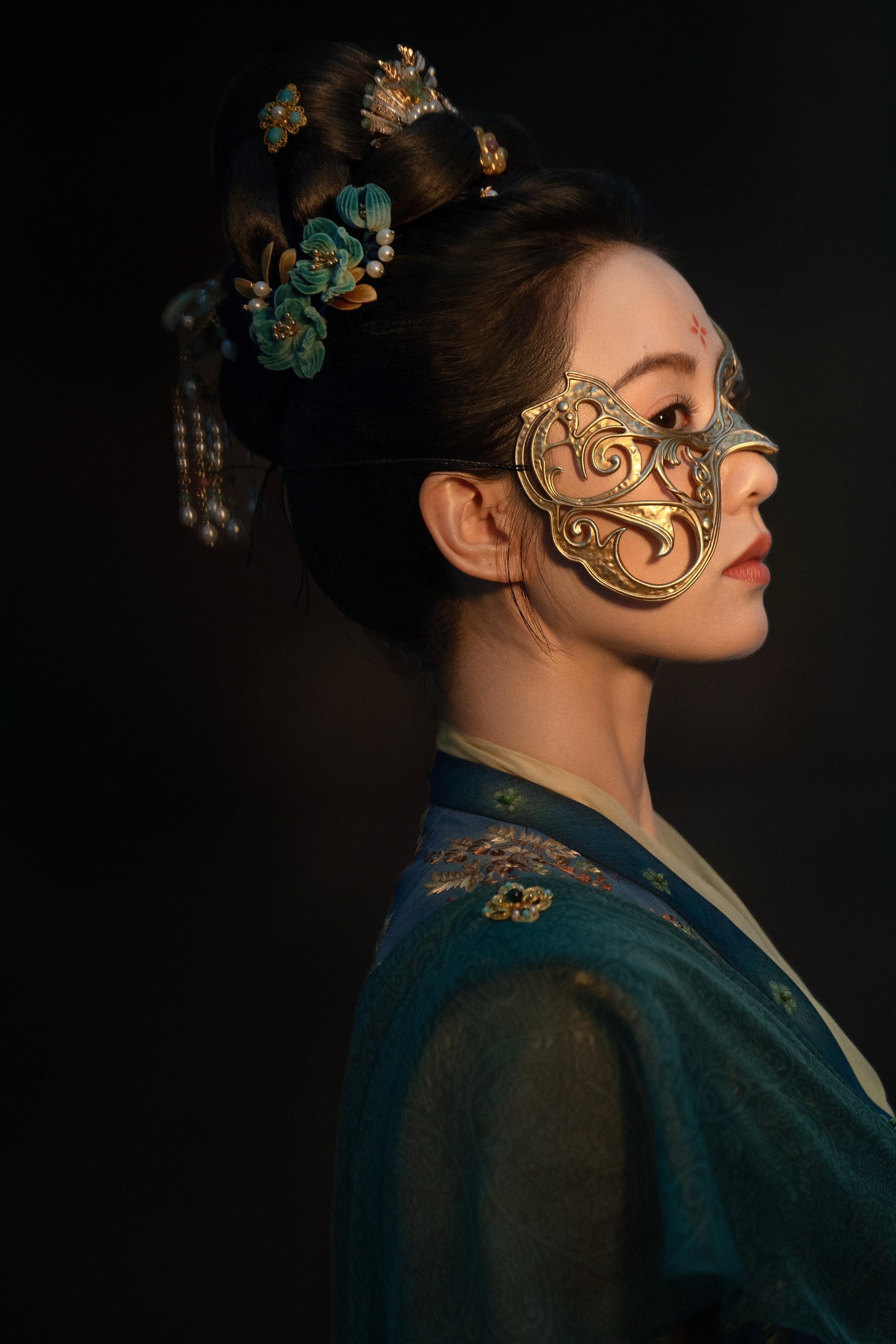 刘诗诗在《掌心》里佩戴了我做的绒花。刘诗诗饰演叶平安，目前正在热播，原...