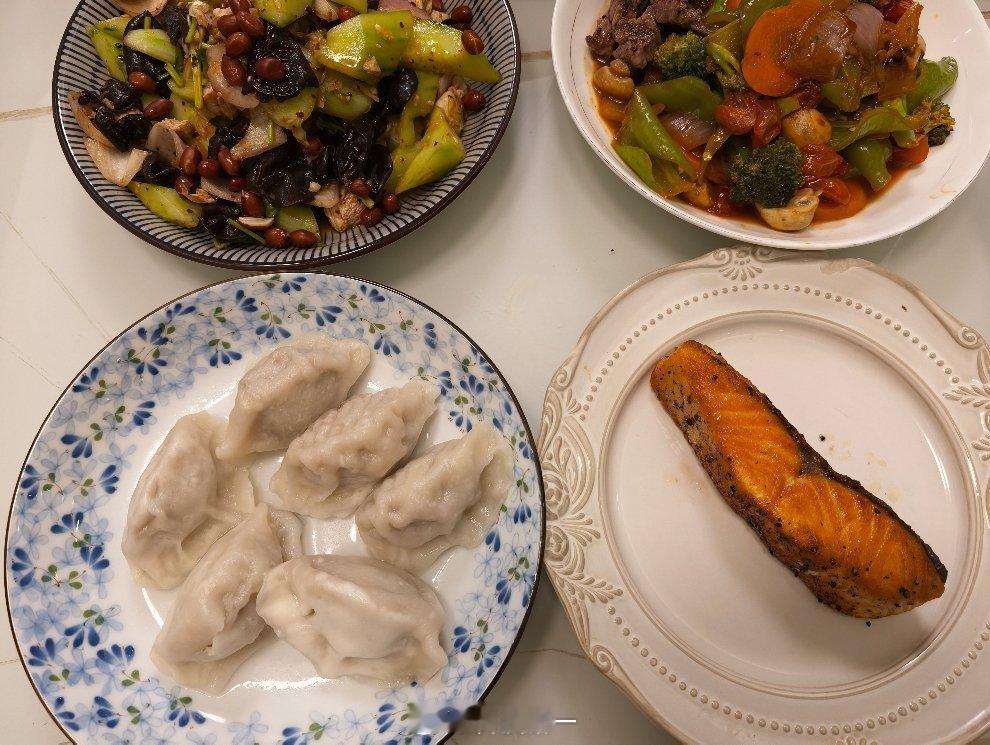 好吃不过鲅鱼饺子[摊手] ​​​