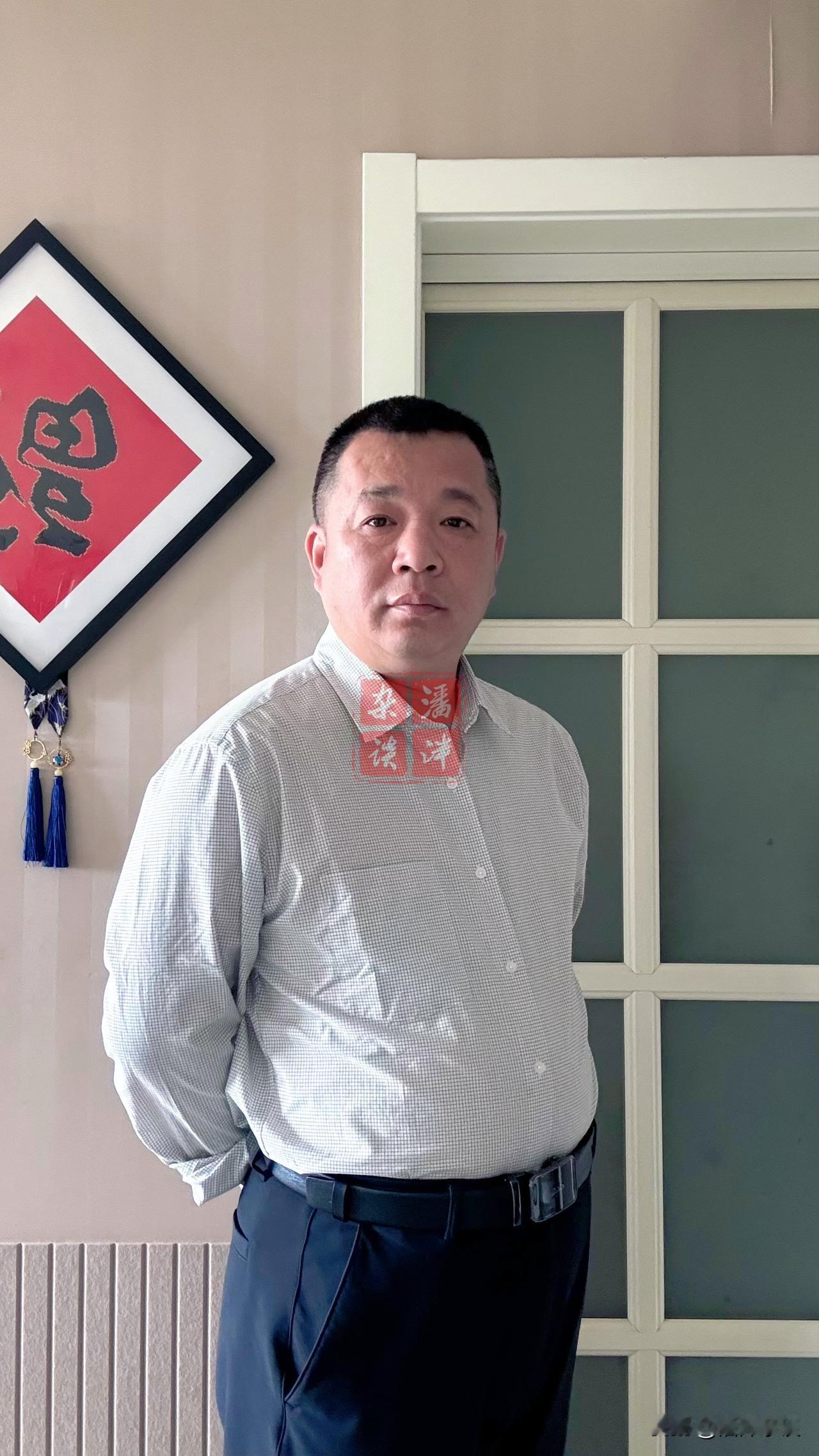 人生本就是一场路过，只要时间继续，一切皆是过客。亲人、恩人、仇人、友人、情人，终