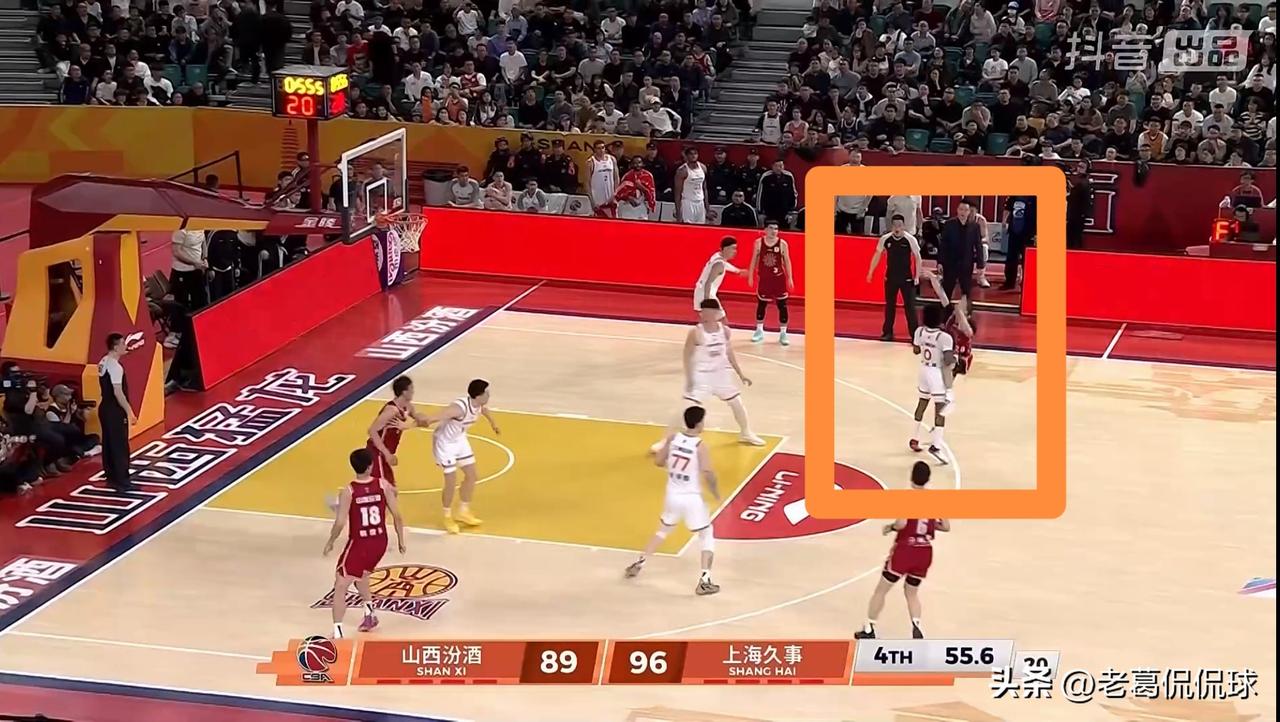 山西汾酒外援盖伊真是一名超级大心脏球员！在今天山西汾酒主场迎战上海久事的比赛中，