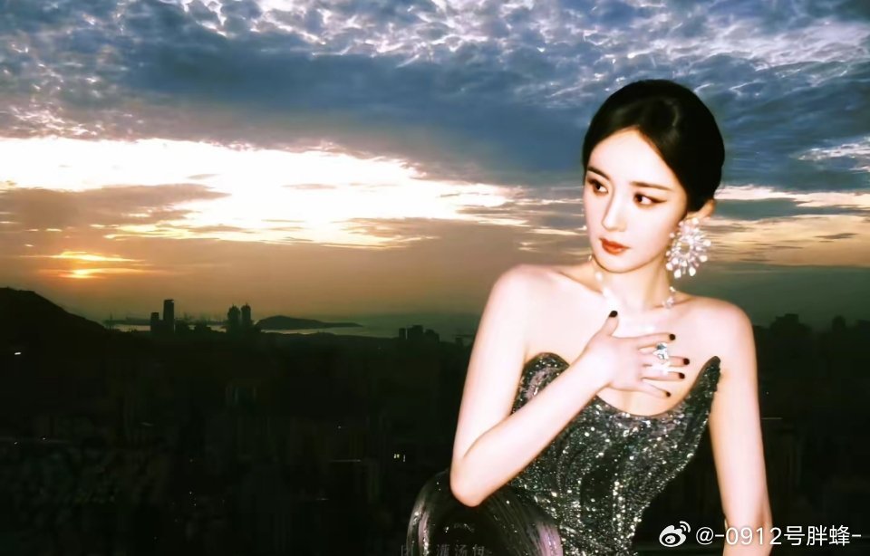 杨幂杨幂江山大同 ym杨幂末路狂花 爱意化成风声，替我转交给你"  𝓛𝓸𝓋