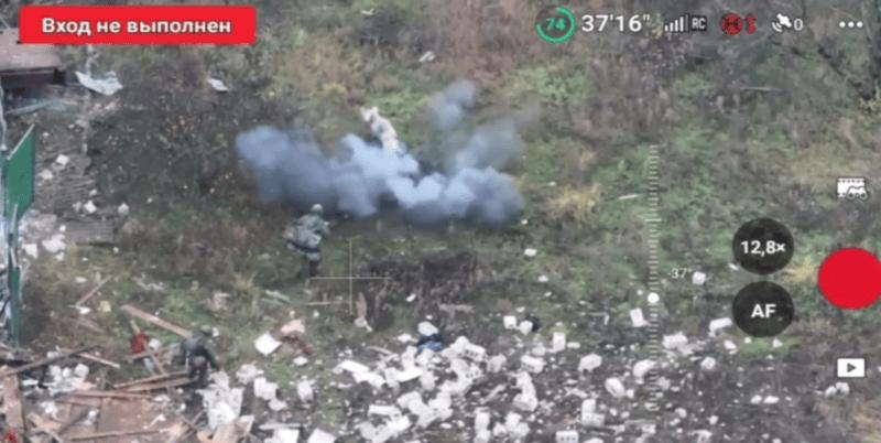 一头猪突然冲出引爆地雷 救下两名俄军士兵
当地时间15日发布的一条视频显示，一头