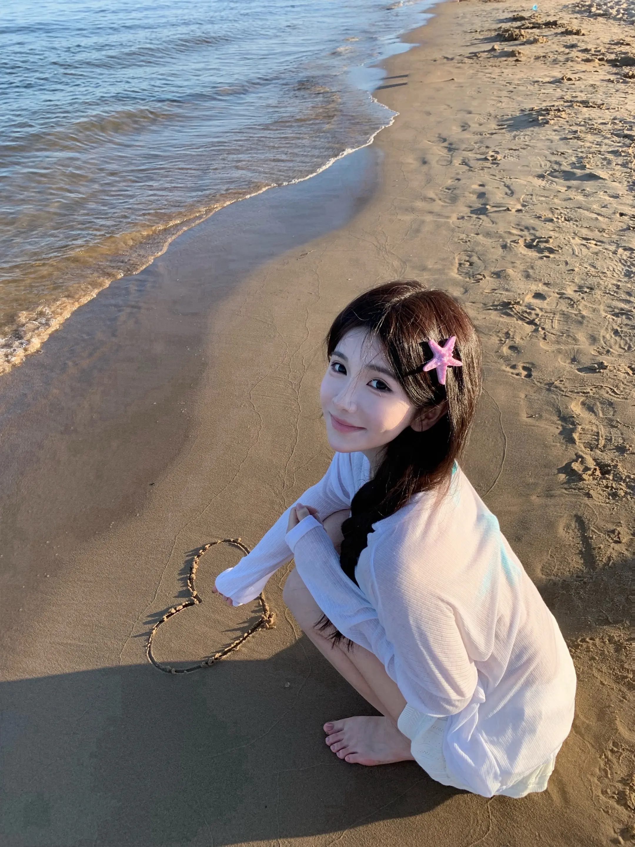 好萌，不是普通那种公式化的萌，就是会让人产生一种在生活中也会遇到这样的...