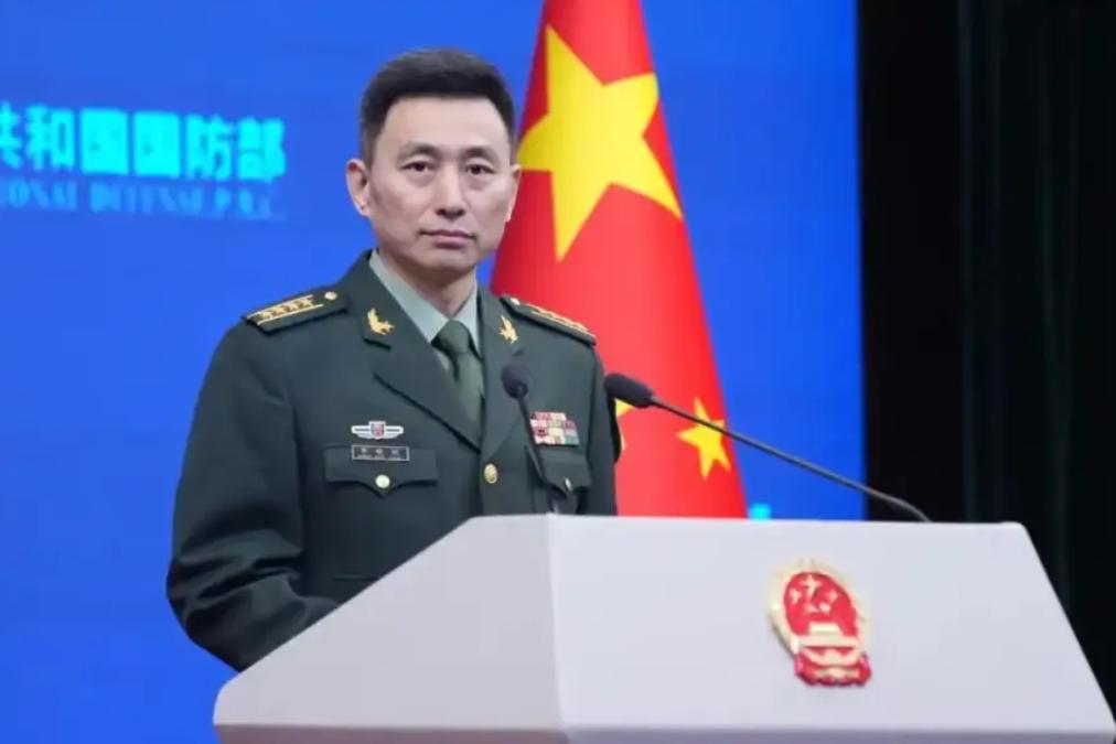 菲律宾以怨报德，污蔑中国海军救人动机不纯，国防部的回应毫不留情
 
中国海军救了