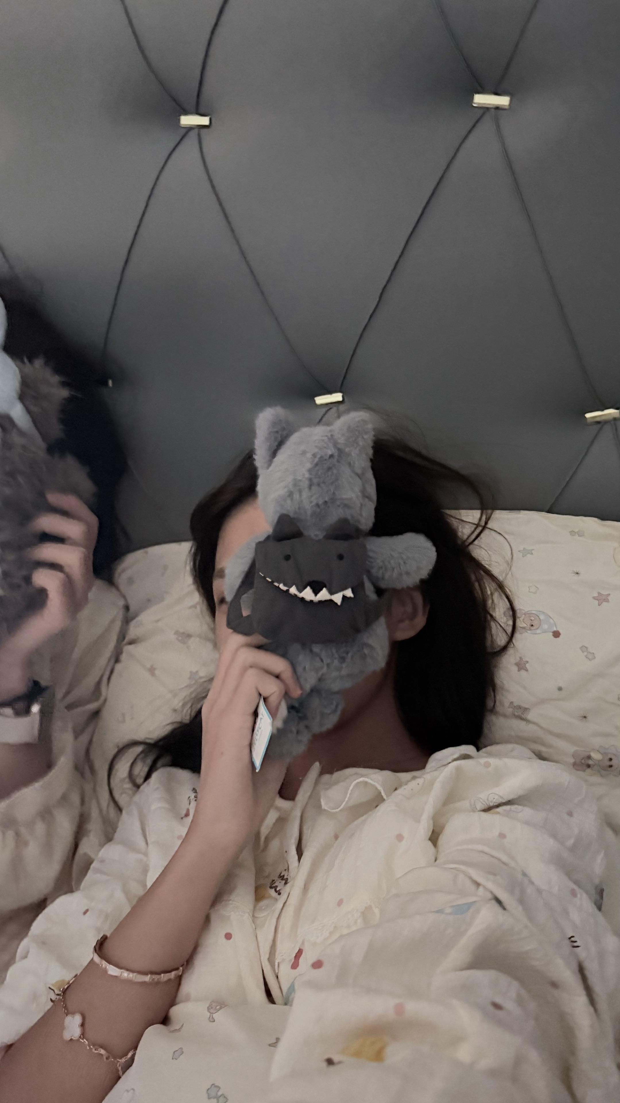 记最近  两个愣头青丫头的飞行日记 约定的旅行从跨年到过年 从新疆到海...