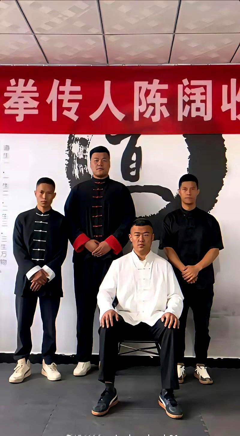 怪不得游生大哥要走，现在一看，这选择简直太对了！

老话讲，道不同不相为谋。你看