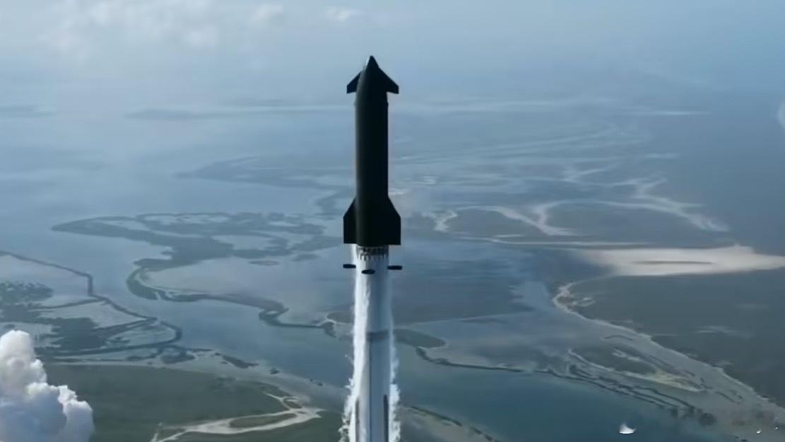 马斯克SpaceX星舰V3首飞成功SpaceX星舰第12次试飞中，V3版本飞船与