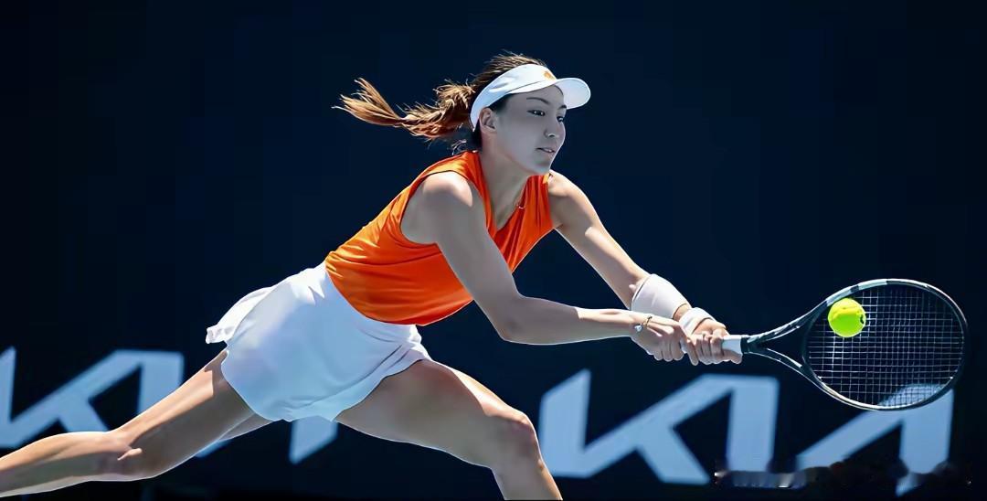 颜值高=打球会“断电”？王欣瑜这次输得有点可惜啊！

看了场王欣瑜的澳网比赛，赢