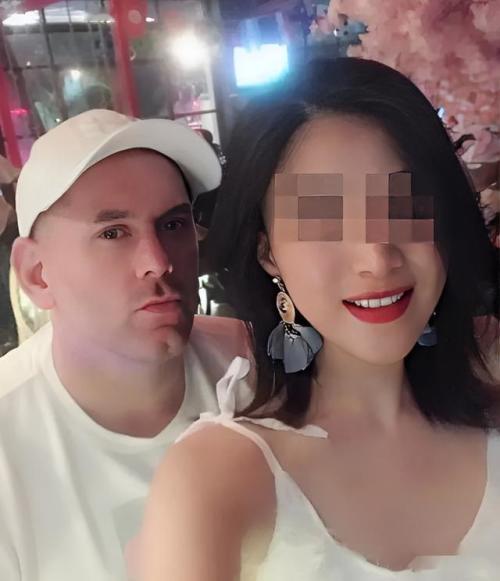 美国健身教练公开炫耀自己在中国睡了 1242 个中国女孩，还说 “睡她们太容易了
