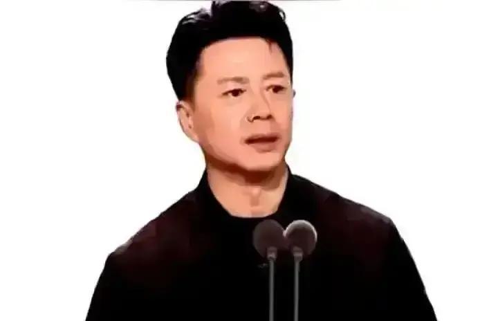 人均580万，这公司疯了吧
 
强段传媒把上市材料往证监会一扔，圈里炸锅。招股书