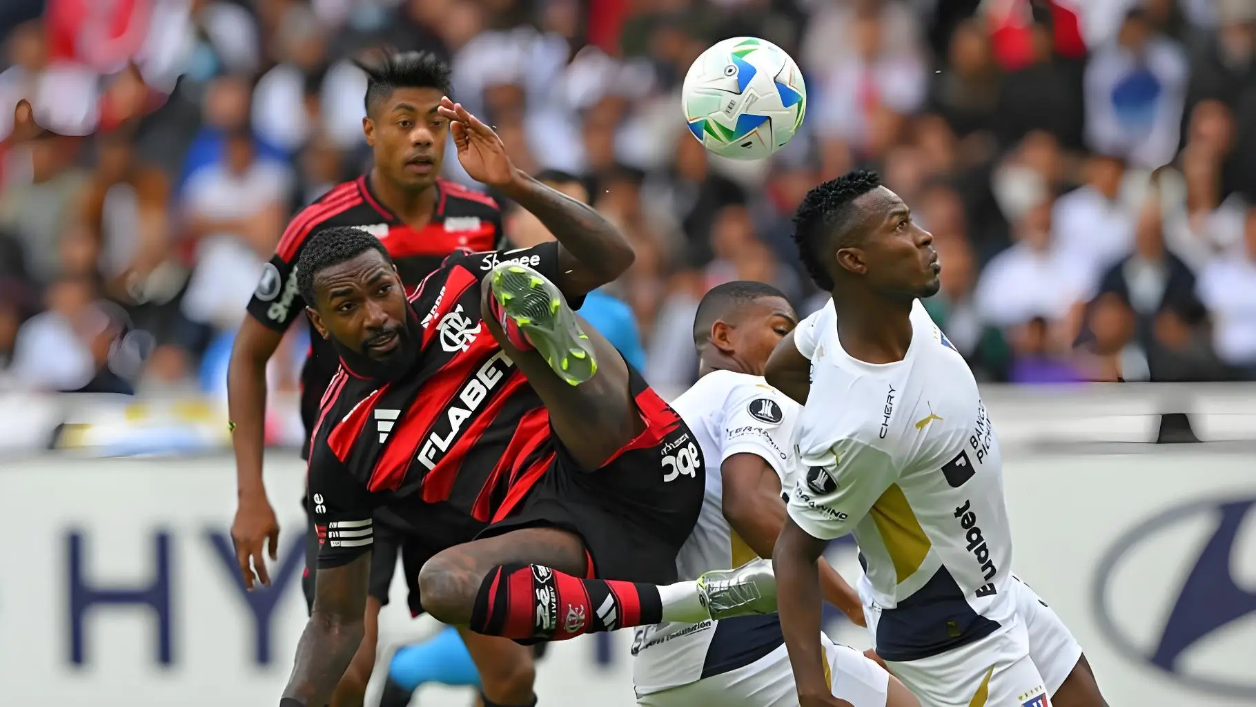 八月十四日 米拉索尔 VS 基多体大足球世界杯 方向：胜、平年龄：1-0、 1-