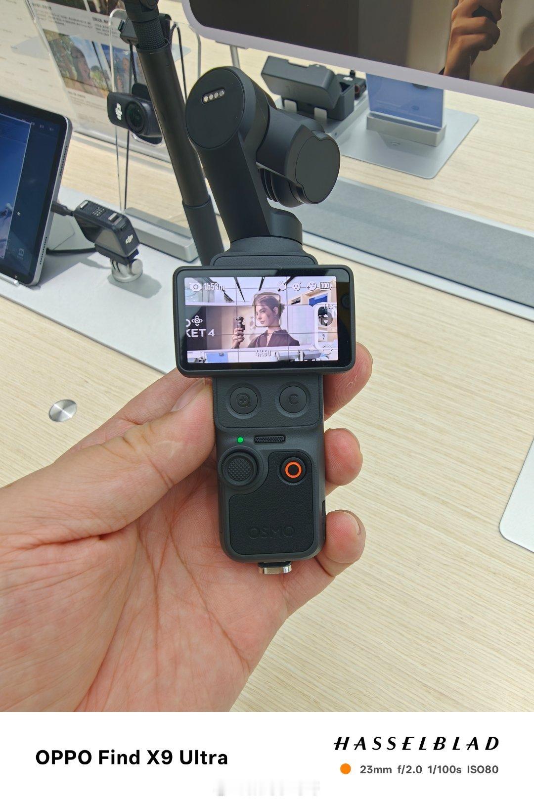 有了iPhone还用买大疆吗？刚好这两台设备我都有，其实iPhone和大疆Poc