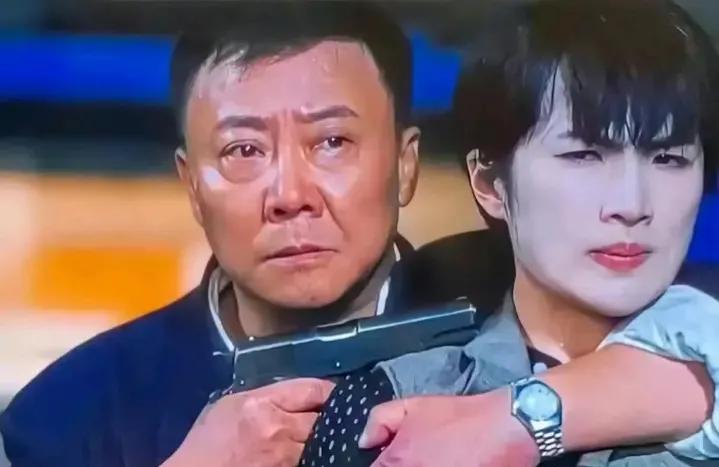 以前家里电视看的好好的，今天打开电视正演这个，难道是我电视坏了吗？