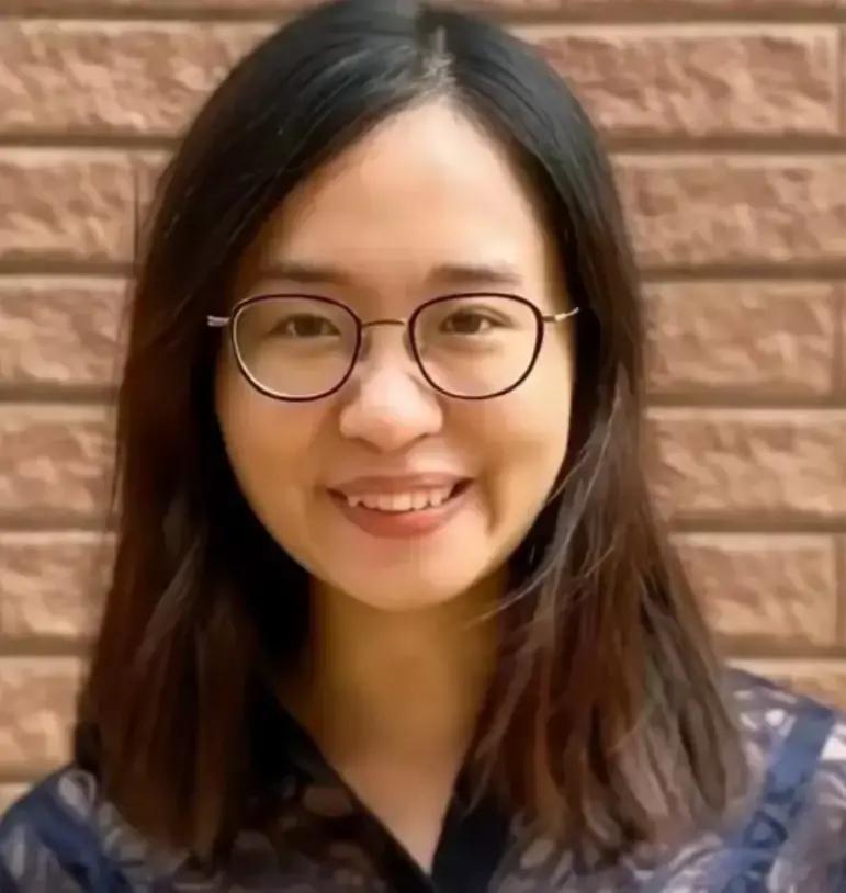 乱港分子何依琼，决定从香港移居至英国。然而，仅在抵达英国之后仅过了半年，她便选择