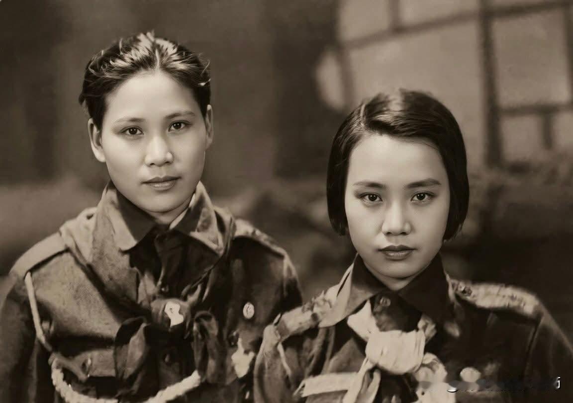 1938年的“真假杨惠敏”同框，看完直接破防！
 
这张1938年的老照片，左边