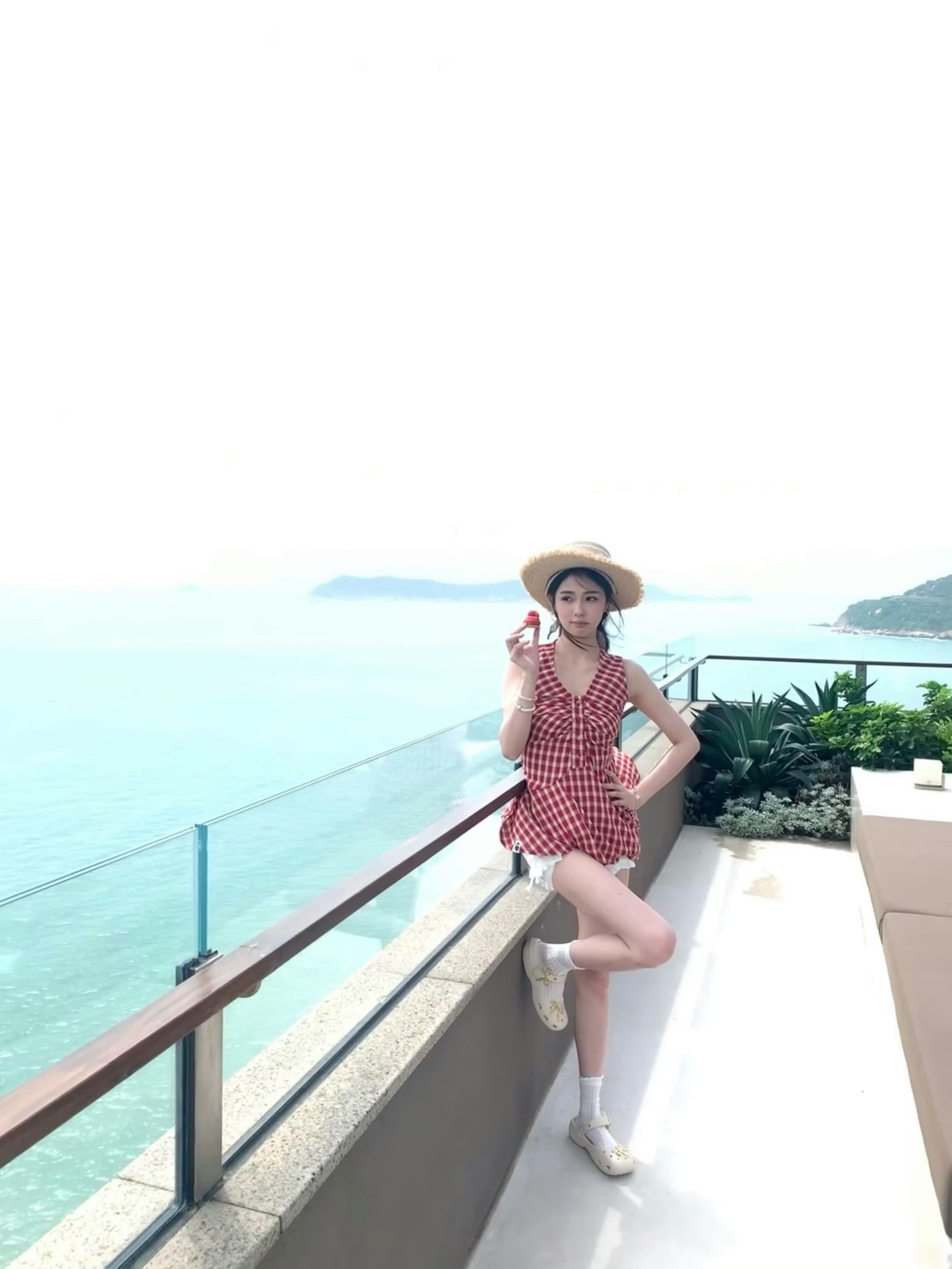 开到荼蘼[超话]  奔赴人间烟火🐾满心温柔永远赠予你白鹿 🥀白鹿王韵娜 ​​